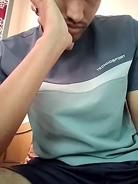 Mumbai handsom92 online show from 03/16/26, 07:12