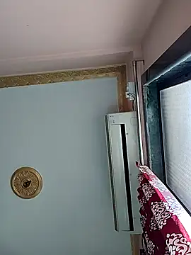 Mumbai handsom92 online show from 03/23/26, 04:16