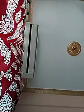 Mumbai handsom92 online show from 04/20/26, 04:15