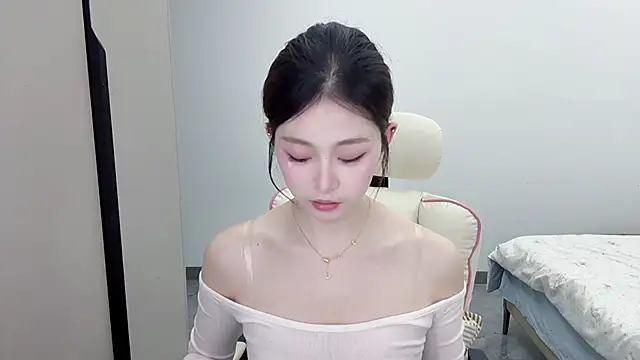 DYyyyyy-- online show from 02/01/26, 12:04