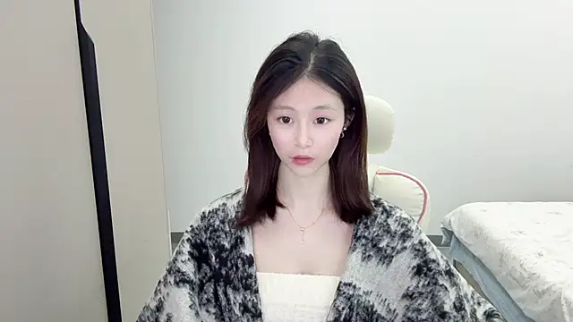 DYyyyyy-- online show from 02/04/26, 12:11