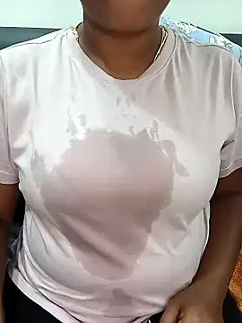 Chinnima143 online show from 04/20/26, 05:48