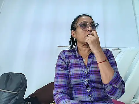 DayanaTastty online show from 02/10/26, 12:20