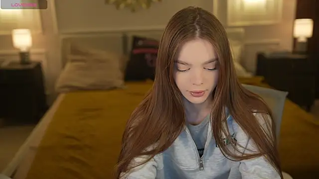 Zlata Sky online show from 04/04/26, 02:47