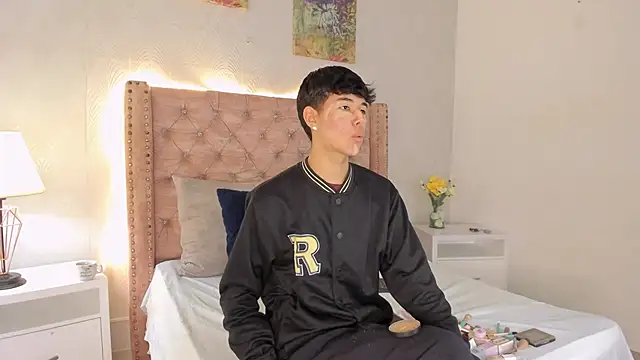 noah lewiss online show from 02/13/26, 10:33