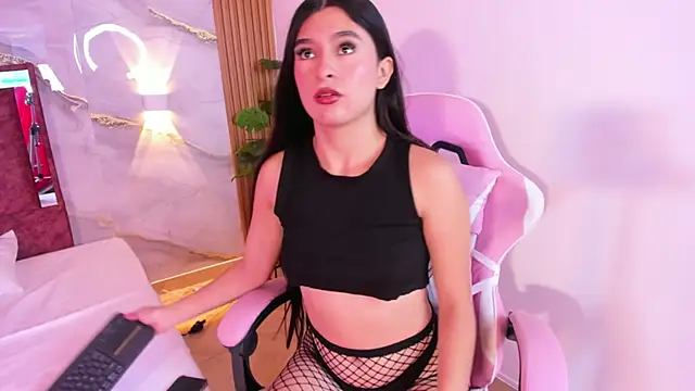 avigail xo online show from 04/01/26, 07:00