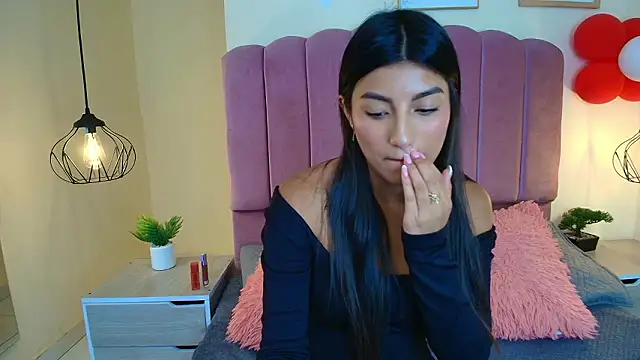 Ateneaaa  online show from 03/16/26, 07:29