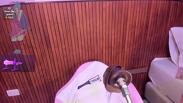 nicolle boobies online show from 04/15/26, 07:58