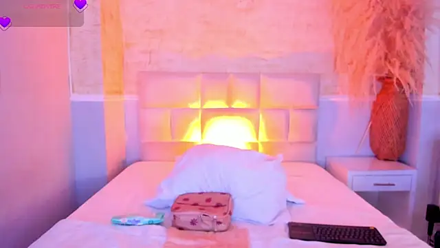 valeriekhaleesi online show from 04/09/26, 08:14