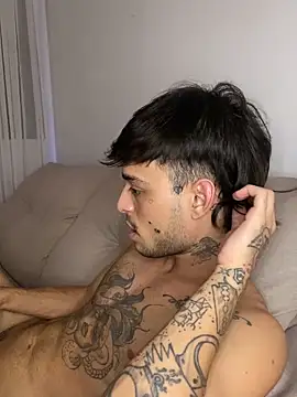 ruffvip online show from 03/01/26, 01:40