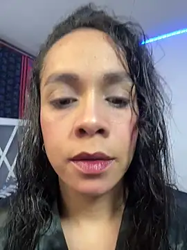 Snapshot of paula_lopez__ chatting on 07/22/26, 11:51 paula lopez online show from 07/22/26, 11:51