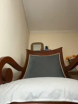 LilaRvsh online show from 03/25/26, 05:19