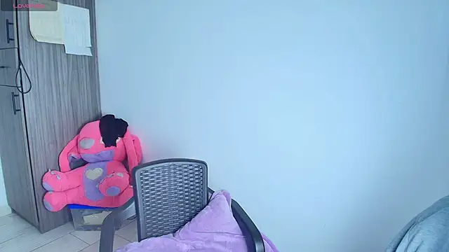 alys love online show from 04/19/26, 01:32