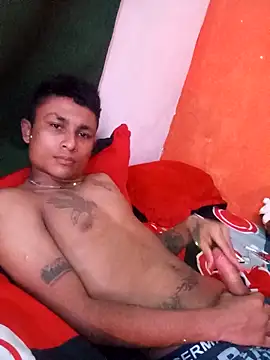 miguelit21 online show from 04/22/26, 07:33