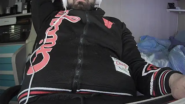 no-name15 online show from 03/28/26, 02:16