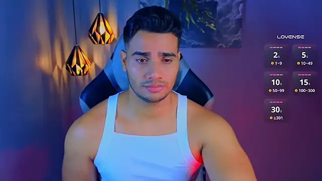 AndresRodriguez1 online show from 04/09/26, 10:20