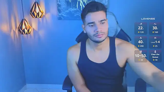 AndresRodriguez1 online show from 04/16/26, 12:50