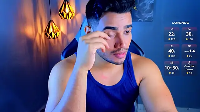 AndresRodriguez1 online show from 04/20/26, 11:28