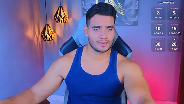 Snapshot of AndresRodriguez1 chatting on 05/11/26, 01:28 AndresRodriguez1 online show from 05/11/26, 01:28