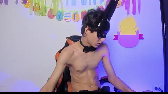 Senpai Lover  online show from 04/04/26, 08:17