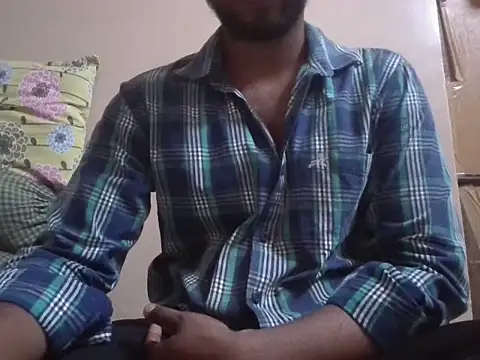 Snapshot of sumanth308kkd chatting on 04/18/26, 03:43 sumanth308kkd online show from 04/18/26, 03:43
