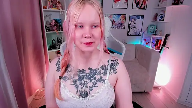 AnnieVibe online show from 04/09/26, 05:40