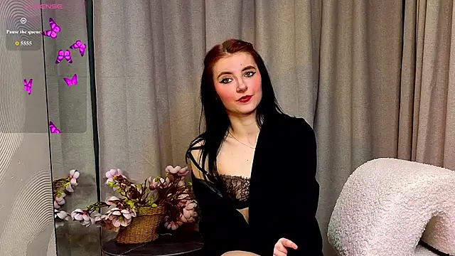 NicoleLuxe online show from 02/24/26, 05:33