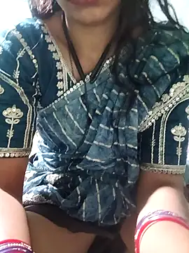 Royal hotti0011 online show from 03/08/26, 09:35