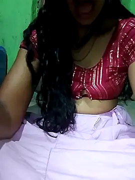 Royal hotti0011 online show from 03/18/26, 09:07