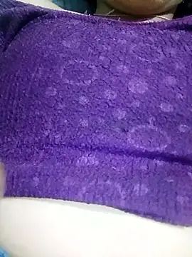 Royal hotti0011 online show from 04/16/26, 05:36