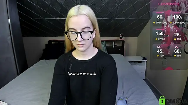 Naomi1Hinata online show from 02/25/26, 03:16