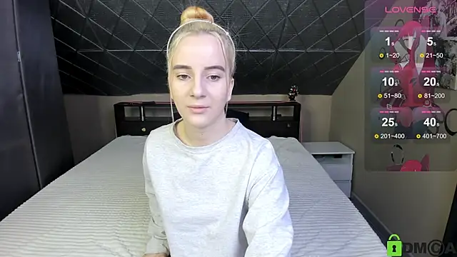 Naomi1Hinata online show from 03/02/26, 03:09