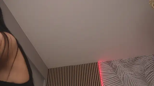 KimmBlaze online show from 04/21/26, 02:51