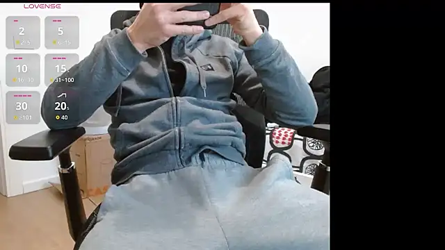 Snapshot of Luca282828 chatting on 02/03/26, 09:47 Luca282828 online show from 02/03/26, 09:47