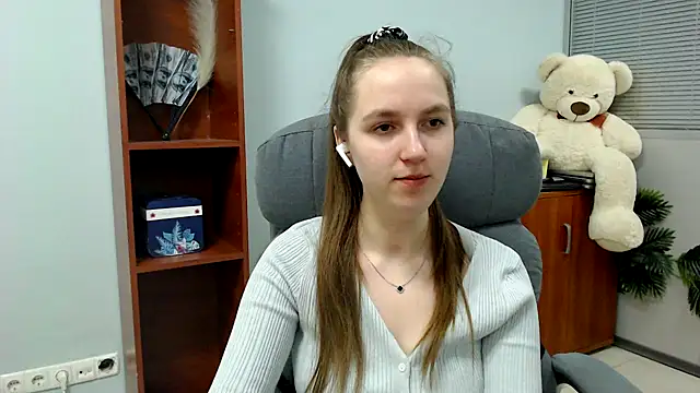 Nessi-Morris online show from 02/09/26, 08:18