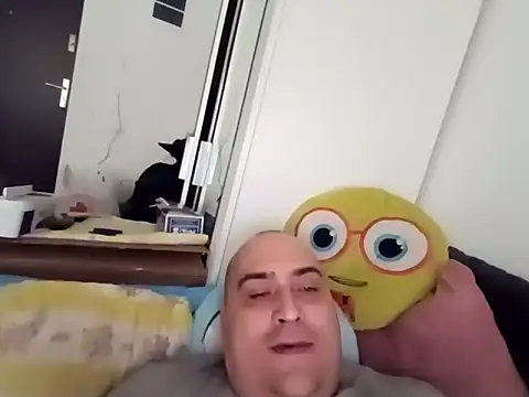 vitalik66679 online show from 02/15/26, 07:51