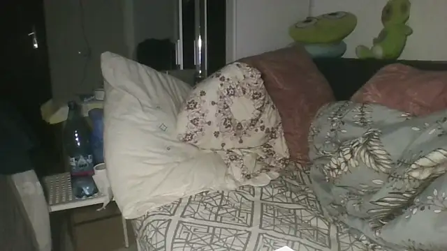 vitalik66679 online show from 04/18/26, 06:34