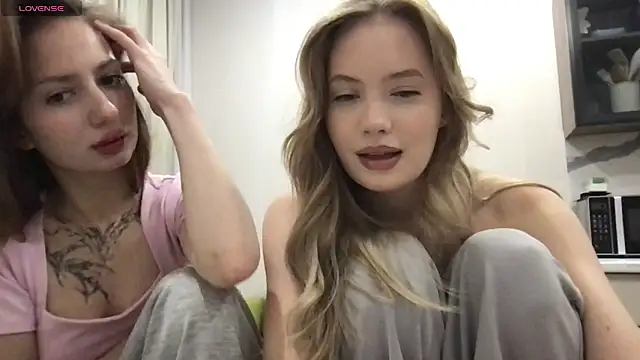 lola boo online show from 03/08/26, 11:19