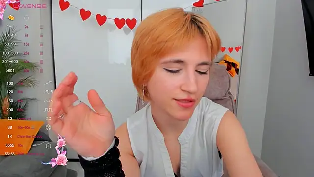 AutumnWhisper online show from 04/12/26, 03:17