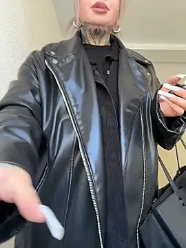 Chiibi online show from 03/06/26, 10:23