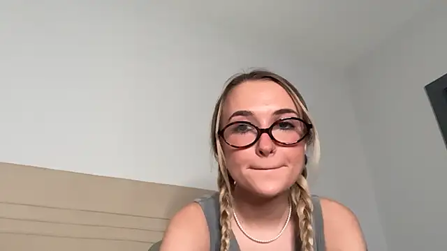 kelseyblu online show from 02/04/26, 11:42