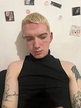 OskarMil online show from 03/06/26, 07:54