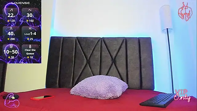 Snapshot of StellayDrake chatting on 02/12/26, 02:12 StellayDrake online show from 02/12/26, 02:12