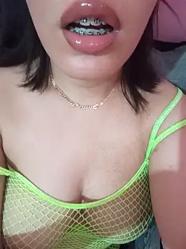 kamilia sexyy online show from 04/16/26, 09:04