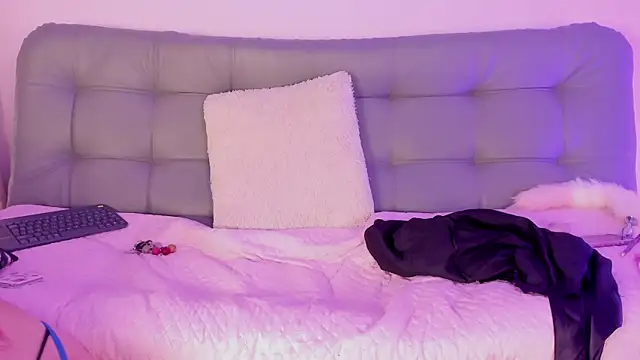 celeste sky0 online show from 03/27/26, 04:29