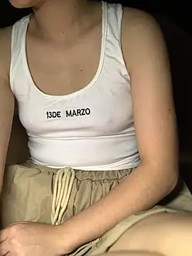 Luna Babyyy online show from 04/01/26, 05:21