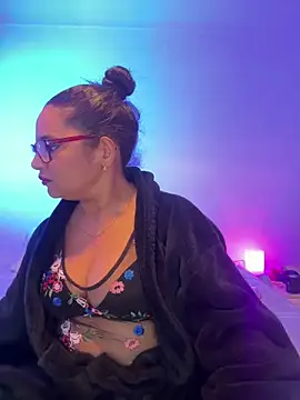 MelOnlyOf online show from 03/10/26, 10:37