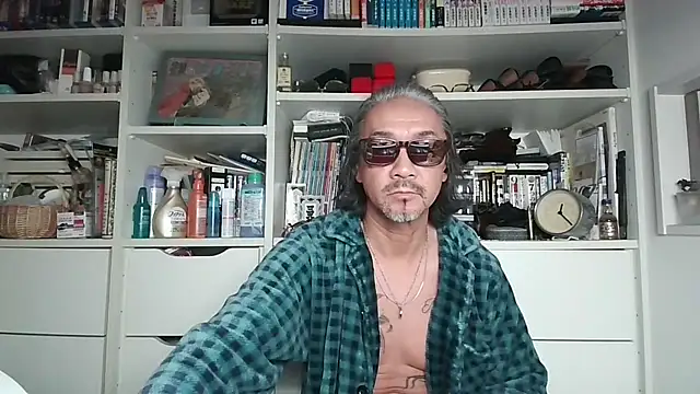 MtaS1 online show from 04/18/26, 03:16