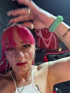 Karolaiin LS online show from 02/04/26, 07:53