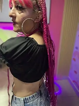 Karolaiin LS online show from 02/15/26, 07:43